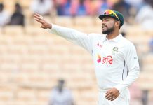 বাংলাদেশের টেস্ট অধিনায়কের দায়িত্ব পালন করে যাবেন শান্ত