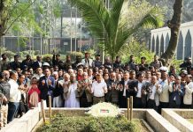 হাদির কবর জিয়ারত করলেন তারেক