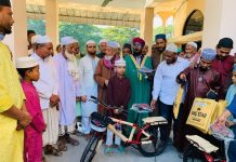 আনোয়ারায় টানা ৪১দিন মসজিদে জামায়াতে নামাজ আদায় করে পুরস্কৃত হলেন ১৯জন