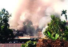 অক্সিজেনে চুলার আগুনে পুড়ল ৫০ বস্তিঘর