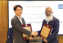 ৬৮৮ মিলিয়ন ডলার ঋণ দেবে এডিবি, চুক্তি স্বাক্ষর