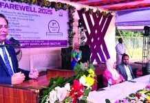 প্রতিযোগিতার বিশ্বে এগিয়ে থাকবে ইংরেজি গ্র্যাজুয়েটরা