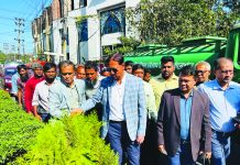 পরিবেশ রক্ষায় কঠোর আইন চান মেয়র, উদাহরণ কানাডার