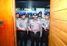 নির্মাণাধীন সদরদপ্তরে অফিস করলেন সিএমপি কমিশনার