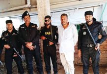 পতেঙ্গায় সাড়ে ৪ কোটি টাকার ইয়াবাসহ কারবারি গ্রেপ্তার