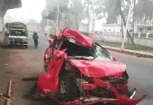 চলন্ত লরির পেছনে কারের ধাক্কা, যুবদল নেতার মৃত্যু