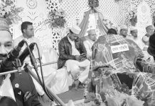 মানুষকে প্রকৃত অর্থে শুদ্ধ হতে হলে প্রথম শর্ত হচ্ছে তার ইনকাম হালাল হওয়া