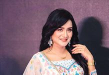 শত পর্বে ‘তেল ছাড়া পরোটা’