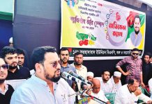 ধানের শীষে ভোট দিন, হাটহাজারীর ঘরে ঘরে স্বাস্থ্য সেবা পৌঁছে দিব