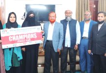 প্রোগ্রামিং প্রতিযোগিতায় আইআইইউসির আন্তর্জাতিক সাফল্য