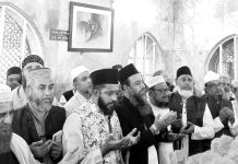 আমানত (রহ.) মাজার জিয়ারতের মাধ্যমে ওয়াহেদ মুরাদের নির্বাচনী প্রচারণা শুরু