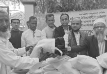 ৫০০ শীতার্ত মানুষের মাঝে কম্বল বিতরণ করল রাউজান ক্লাব