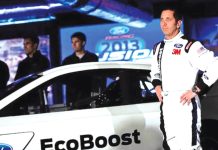 যুক্তরাষ্ট্রে উড়োজাহাজ দুর্ঘটনায় সাবেক নাসকার চালক গ্রেগসহ নিহত ৭