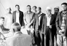 রাউজান ক্লাব ও হাজী মোক্তার আহমদ ফাউন্ডেশনের চিকিৎসাসেবা প্রদান