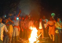 সাতকানিয়ায় বিএনপির মনোনয়ন বঞ্চিত পক্ষের ফের সড়ক অবরোধ