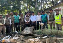 উখিয়ায় ৭০০ শত জাল ও ৩০০০ কৃত্রিম বক ধ্বংস, জীবিত ১০ বক ও শামুকখোল উদ্ধার