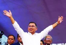 অবিস্মরণীয় প্রত্যাবর্তন, বাঁধভাঙা উচ্ছ্বাস