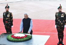 শহীদ বুদ্ধিজীবীদের প্রতি প্রধান উপদেষ্টার শ্রদ্ধা নিবেদন