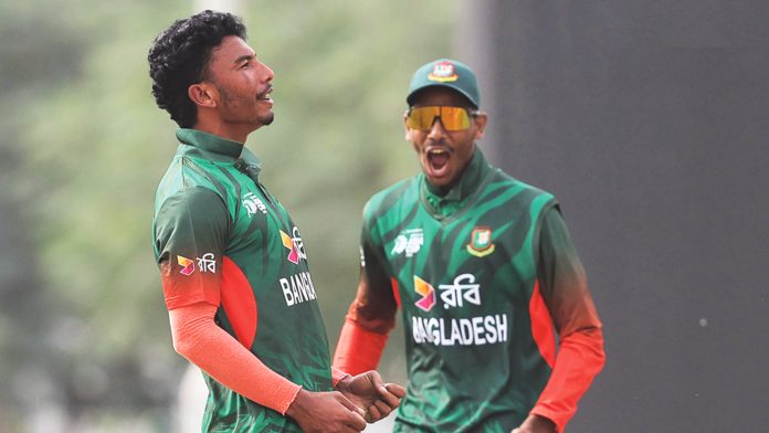 bangladesh-171225-01-1765976441