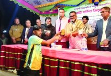 চন্দনাইশ চরবরমায় শর্টপিচ ক্রিকেট টুর্নামেন্টের উদ্বোধন