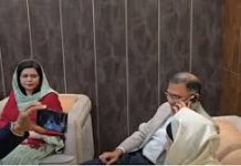 ঢাকায় নেমেই প্রধান উপদেষ্টাকে ফোনে ধন্যবাদ জানালেন তারেক রহমান