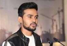 ফেসবুকে নতুন পেজ খুললেন আসিফ মাহমুদ