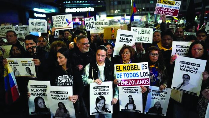 machado-supporters-rally