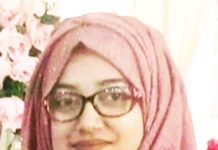 মীরসরাইয়ে মহিলা মেম্বার আটক