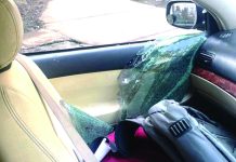 আগ্রাবাদে গাড়িতে হামলা ‘গুলি কর’ চিৎকার