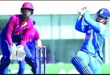 জয় দিয়ে শুরু ভারত-পাকিস্তানের