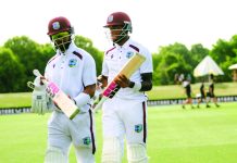 ক্যারিবিয়ানদের দরকার ৩১৯ রান কিউইদের ৬ উইকেট