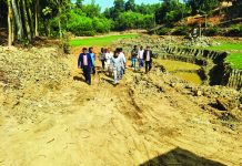 কৃষিজমি কাটায় জরিমানা, ২০ হাজার ঘনফুট বালু ও ৫ ড্রেজার জব্দ