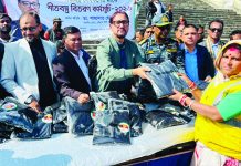 শীতার্তদের সহায়তায় বিত্তবানরা এগিয়ে আসুন : মেয়র