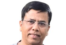 নির্বাচনী ট্রেন গণভবন অভিমুখে!