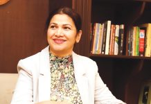 নেপালে তিন নাটক নির্মাণ করলেন নাজনীন হাসান খান