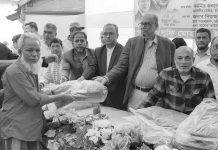 সুপারি ওয়ালা পাড়ায় কম্বল বিতরণ