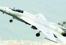 বাংলাদেশকে জেএফ-১৭ যুদ্ধবিমান সরবরাহে আগ্রহী পাকিস্তান