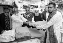 বিভিন্ন স্থানে শীতবস্ত্র বিতরণ