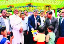 স্কুল বাড়ানো জরুরি, তবে ভবন নয়-শিক্ষকই মুখ্য চকরিয়ায় সালাউদ্দিন আহমদ