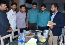 ‘৭ ডেজ’ রেস্টুরেন্টের বাসমতি চালে ইঁদুরের বিষ্ঠা