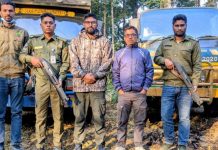 উখিয়ায় বন বিভাগের অভিযানে দু’টি অবৈধ ডাম্পার গাড়ি জব্দ