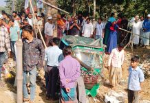 মীরসরাইয়ে সিএনজিতে ট্রাকের ধাক্কা, শিক্ষার্থীসহ নিহত ২ 