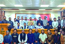 ‘তাজকিয়া’র যুগ জিজ্ঞাসার আসর’