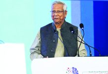 চাকরিপ্রার্থী নয়, উদ্যোক্তা তৈরি করুন : প্রধান উপদেষ্টা