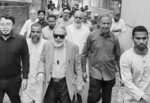 বাকলিয়ায় ডা. এ কে এম ফজলুল হকের গণসংযোগ