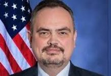 যুক্তরাষ্ট্র-বাংলাদেশ সম্পর্ক আরও মজবুত করতে চাই : রাষ্ট্রদূত ক্রিস্টেনসেন