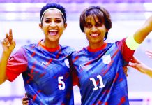 পাকিস্তানকে উড়িয়ে শিরোপার আরো কাছে বাংলাদেশ