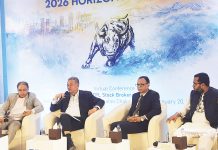 অর্থনীতিকে এত বেশি নিয়ন্ত্রণ করা যাবে না : খসরু