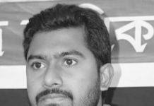 গণঅধিকারের নুরের বছরে আয় ২০ লাখ টাকা