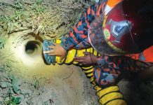 নলকূপের পরিত্যক্ত গর্তে পড়ে শিশুর মৃত্যু